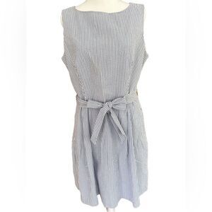 ANNE KLEIN DRESS Women's White & Blue Stripes with tie front size 10
MSRP $119